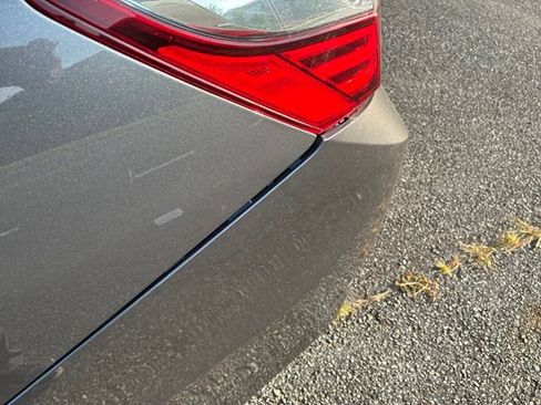 Used 2017 Honda Accord LX image 3