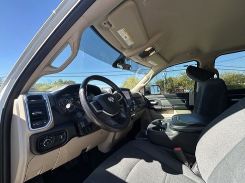 Used 2022 RAM 3500 Big Horn image 12