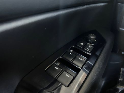 Used 2021 MAZDA CX-5 Touring w/ Touring Preferred SV Package image 21