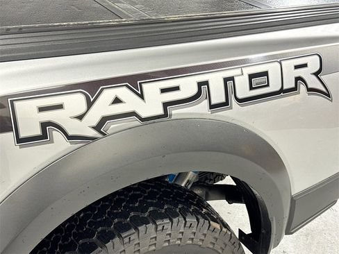 Used 2017 Ford F150 Raptor w/ Equipment Group 802A Luxury image 11