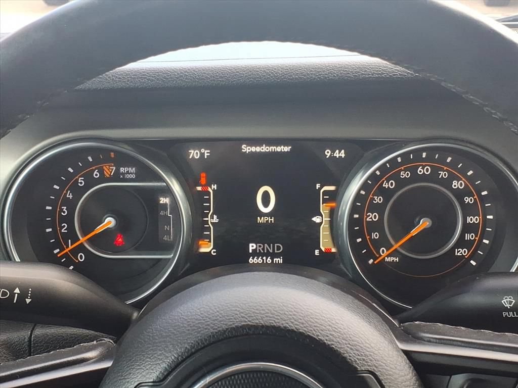 Used 2018 Jeep Wrangler Unlimited Sport S AWD/4WD image 14