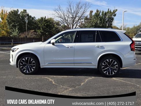 Used 2026 Volvo XC90 B6 Plus w/ Protection Package Premier AWD/4WD image 3
