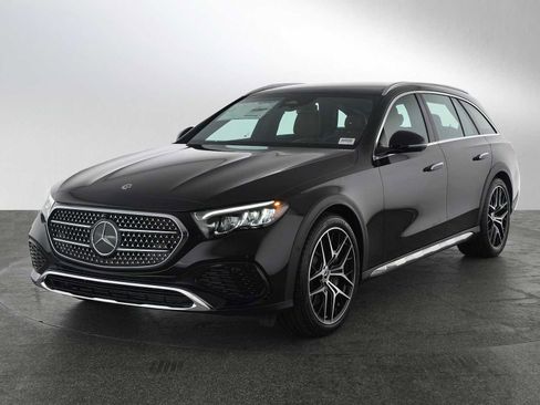 New 2026 Mercedes-Benz E 450 4MATIC All-Terrain Wagon image 7