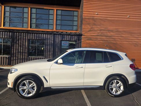 Used 2019 BMW X3 xDrive30i image 2