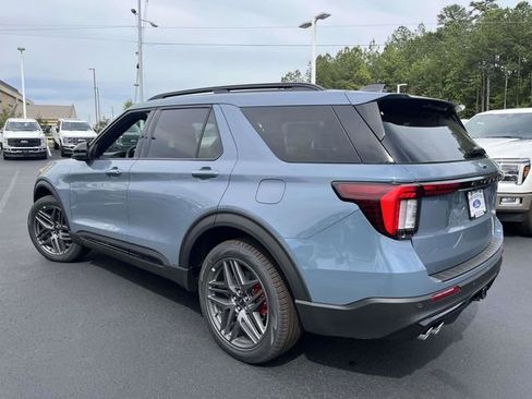 New 2026 Ford Explorer ST AWD/4WD image 3