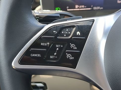 Used 2023 Mercedes-Benz C 300 Sedan image 22