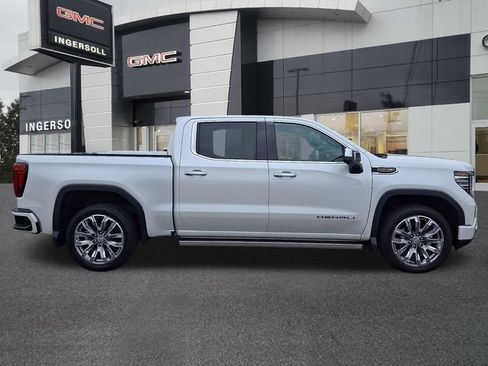 Used 2023 GMC Sierra 1500 Denali w/ Denali Reserve Package AWD/4WD image 27