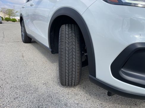 New 2026 Honda HR-V LX image 16