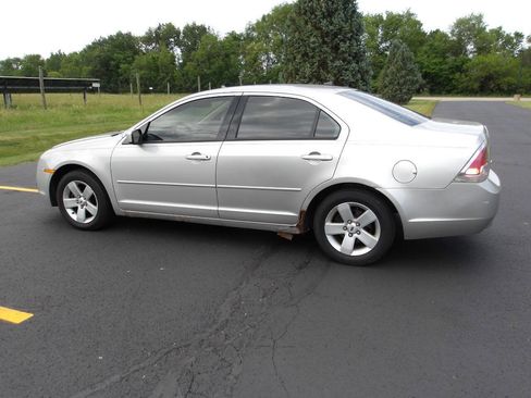 Used 2008 Ford Fusion SE FWD image 10