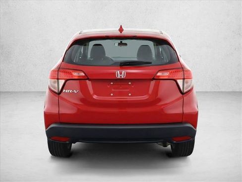 Used 2018 Honda HR-V LX image 6