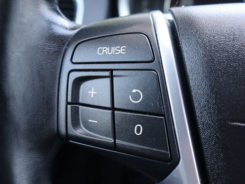 Used 2015 Volvo XC60 T5 AWD/4WD image 30