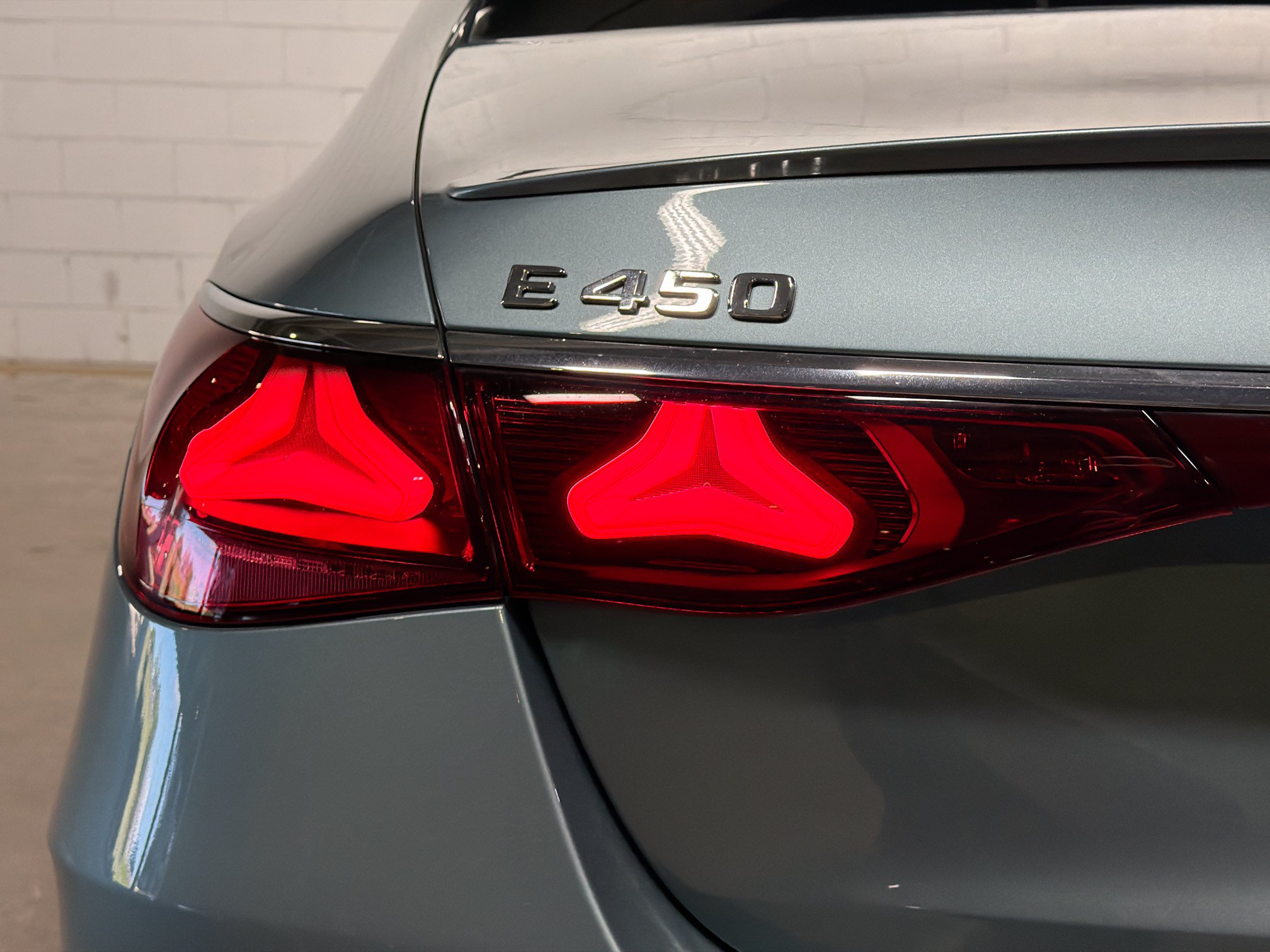 Used 2025 Mercedes-Benz E 450 4MATIC Sedan image 11