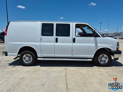 Certified 2024 Chevrolet Express 2500 w/ Driver Convenience Package RWD image 8