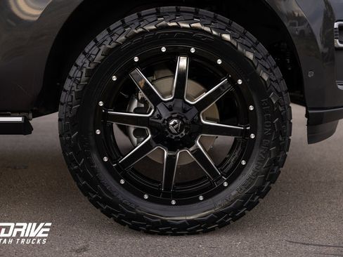 Used 2024 Ford Expedition Max Platinum image 8