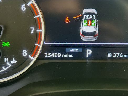 Used 2025 Nissan Rogue SV image 19