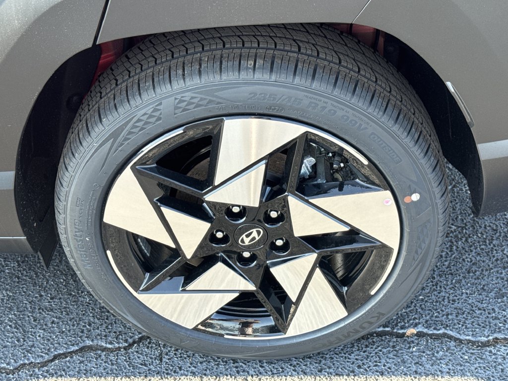 New 2026 Hyundai Kona Limited FWD image 19