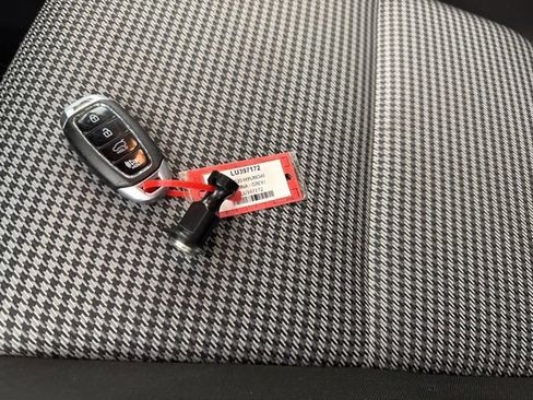 Used 2020 Hyundai Kona SEL image 29