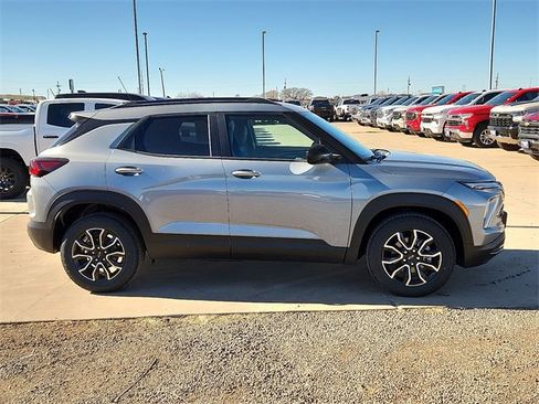 New 2026 Chevrolet TrailBlazer ACTIV w/ Driver Confidence Package image 5