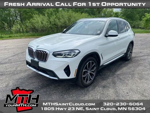 Used 2024 BMW X3 xDrive30i AWD/4WD image 4