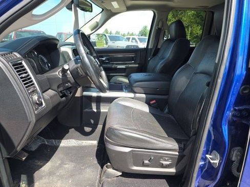 Used 2014 RAM 1500 Laramie w/ Convenience Group AWD/4WD image 16