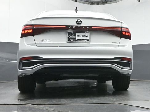 New 2026 Volkswagen Jetta SEL image 38