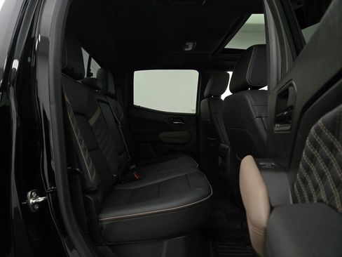 Used 2024 GMC Canyon Denali w/ LPO, Denali Black Edition image 39