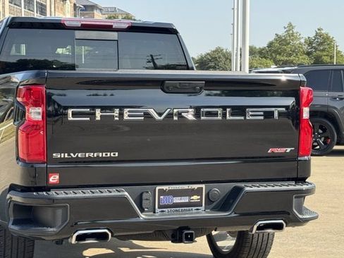 Used 2025 Chevrolet Silverado 1500 RST w/ Convenience Package II AWD/4WD image 8