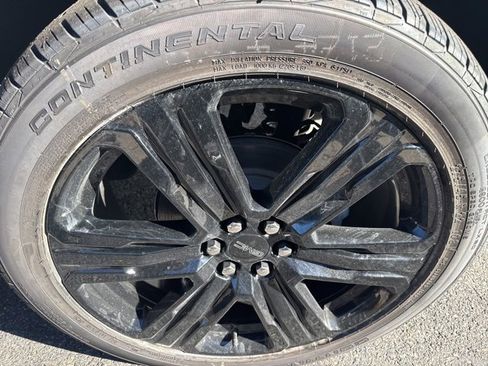 New 2026 GMC Acadia Elevation image 4