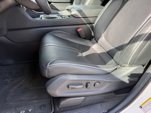 Used 2023 Honda Pilot Elite image 25