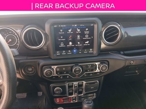 Used 2022 Jeep Wrangler Unlimited Rubicon w/ Trailer Tow Package image 14