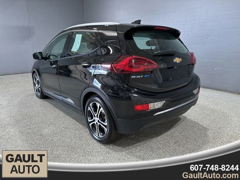 Used 2019 Chevrolet Bolt Premier w/ Infotainment Package image 6