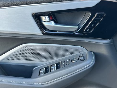Certified 2026 Acura MDX w/ Technology Package AWD/4WD image 8