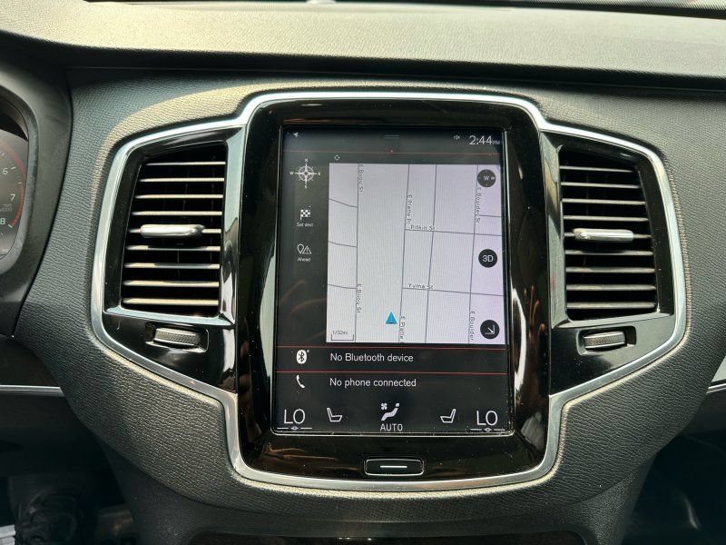 Used 2018 Volvo XC90 T6 Momentum w/ Convenience Package AWD/4WD image 26