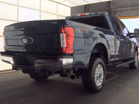 Used 2019 Ford F250 XL w/ STX Appearance Package AWD/4WD image 8