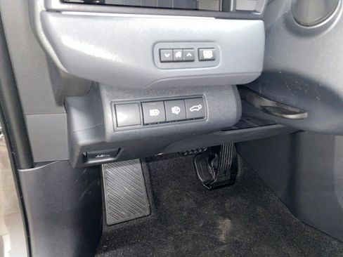 New 2026 Subaru Solterra Premium image 25