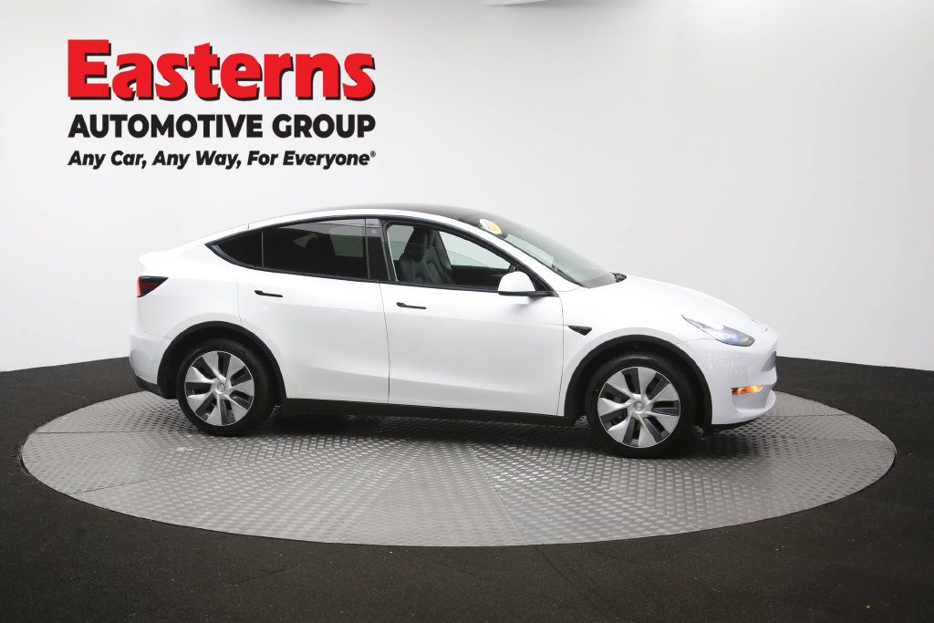 Used 2022 Tesla Model Y Long Range AWD/4WD image 44