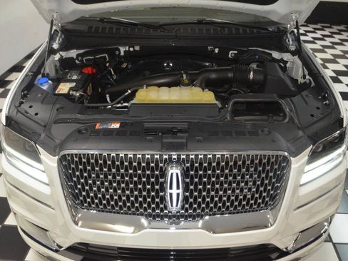 Used 2020 Lincoln Navigator Black Label AWD/4WD image 11