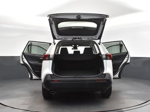 Used 2022 Toyota RAV4 XLE image 52
