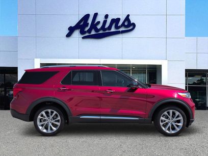 Certified 2023 Ford Explorer Platinum w/ Technology Package