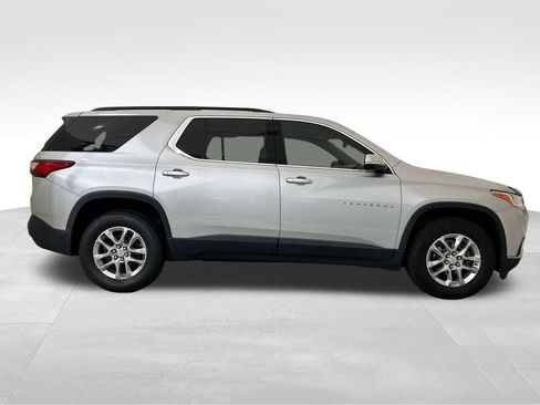 Used 2020 Chevrolet Traverse LT FWD image 6