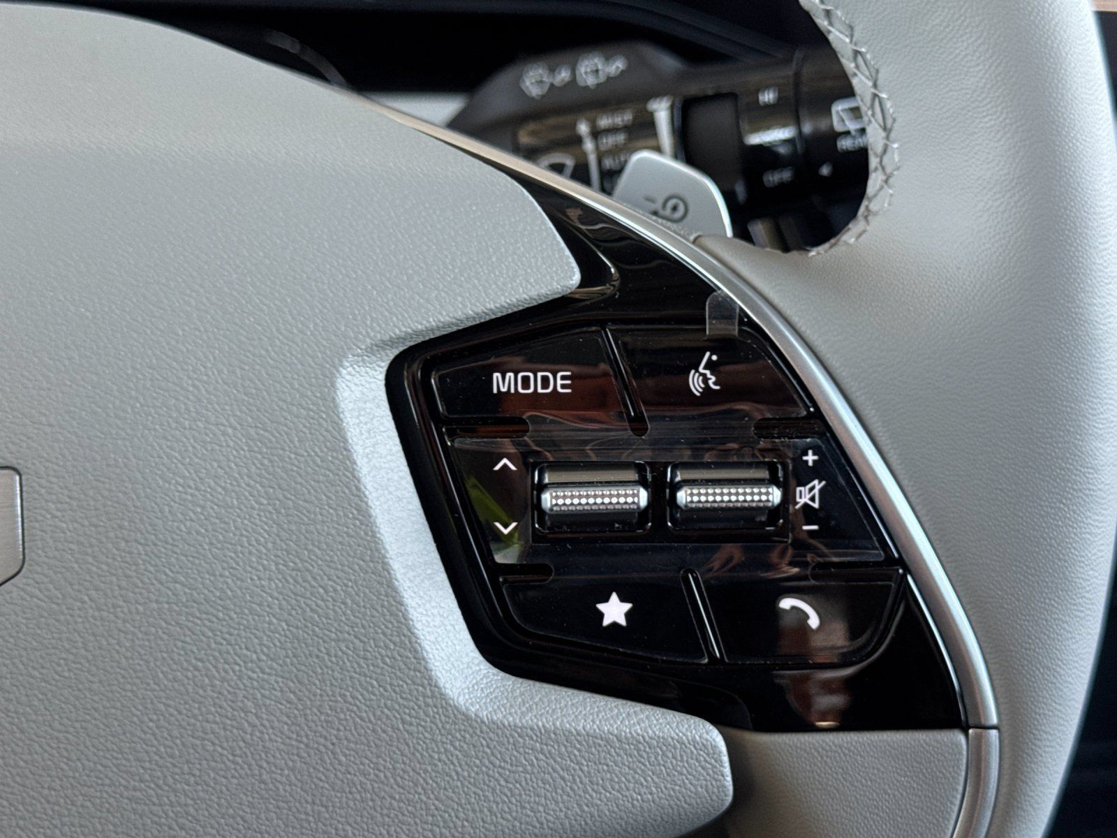 New 2026 Kia Niro Wave w/ Wave Preserve Package FWD image 29