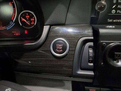 Used 2013 BMW 550i Sedan image 41