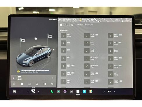 Used 2024 Tesla Model 3 Performance image 29