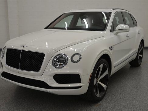 Used 2019 Bentley Bentayga AWD/4WD image 2