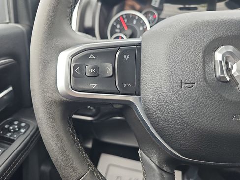 Used 2025 RAM 2500 Big Horn AWD/4WD image 18