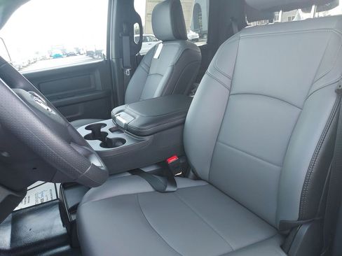 New 2026 RAM 2500 Tradesman AWD/4WD image 17