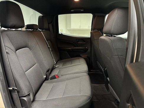 Used 2024 Chevrolet Colorado W/T RWD image 13