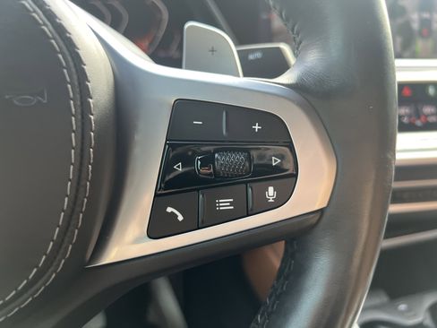 Used 2020 BMW X6 xDrive40i w/ M Sport Package image 17