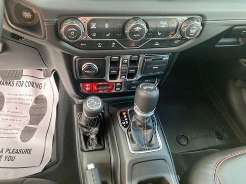 New 2026 Jeep Wrangler Unlimited Rubicon AWD/4WD image 20