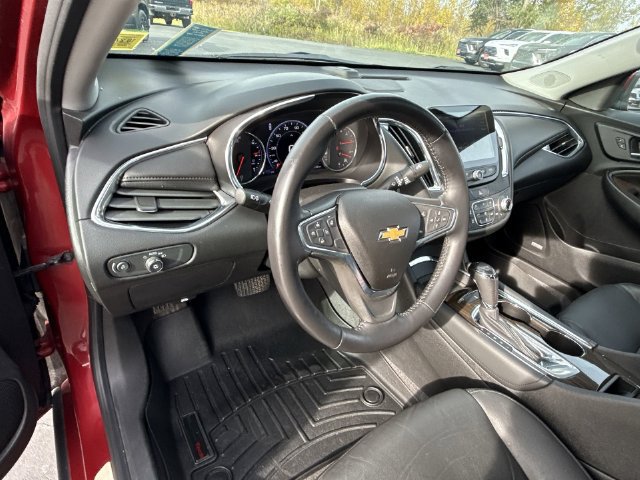 Certified 2019 Chevrolet Malibu Premier w/ Sun and Wheel Package FWD image 10